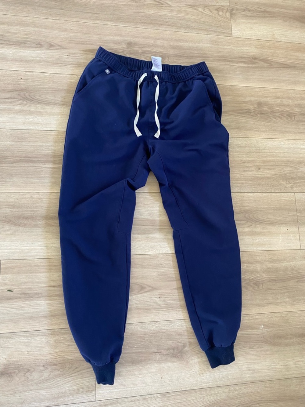 Figs Navy Blue Scrub Set Men’s Medium - Picture 9 of 9